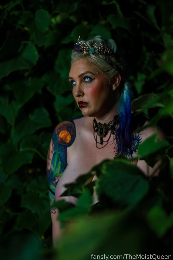 Naughty vampire queen in the woods after her meal mmmmmmm would you part 2 