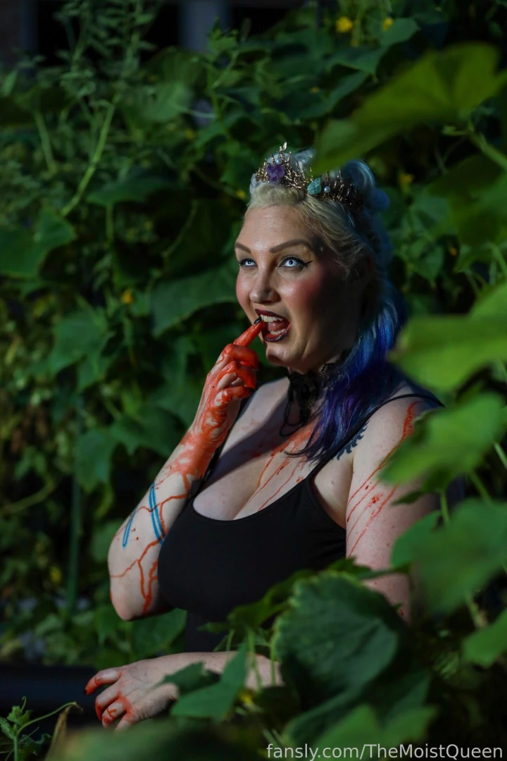 Naughty vampire queen in the woods after her meal mmmmmmm would you part 9 