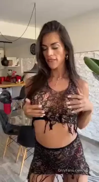 I want you to enjoy every curve of my body 