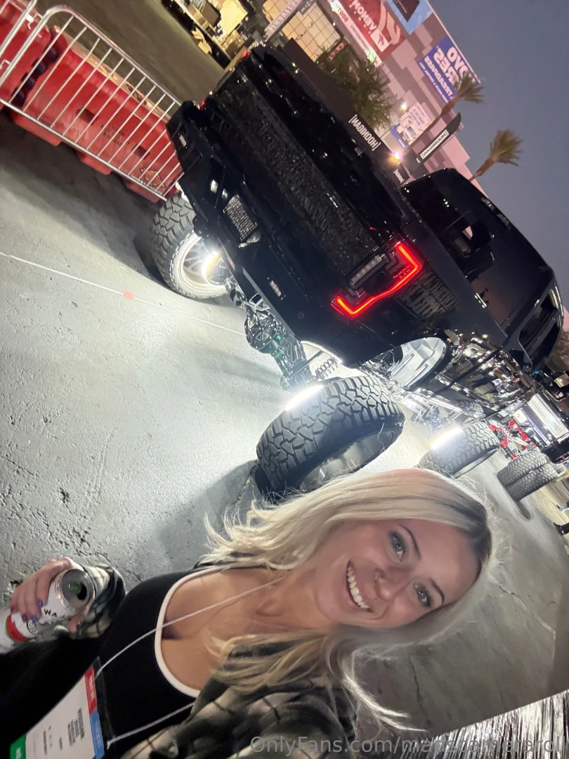 Hi guys i miss you all so much im sorry i had to take a pretty freakin part 13 