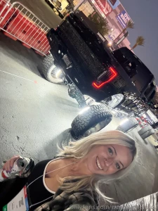 Hi guys i miss you all so much im sorry i had to take a pretty freakin part 13