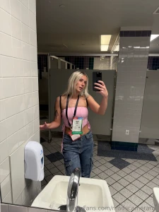 Hi guys i miss you all so much im sorry i had to take a pretty freakin part 6