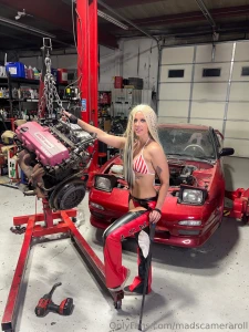 Hi guys i miss you all so much im sorry i had to take a pretty freakin part 10