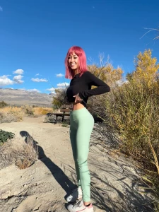 Just a lil reminder that i also prefer sunny climates these alo mint