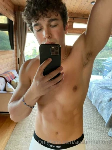 Now accepting early christmas presents