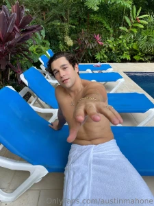 What am i trying to touch