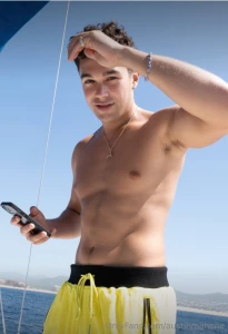 Raffle giveaway started just now head to the dms