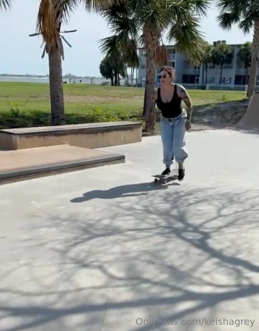 Had a chill skate sesh but the sand kept making me fall help me refuel part 1 