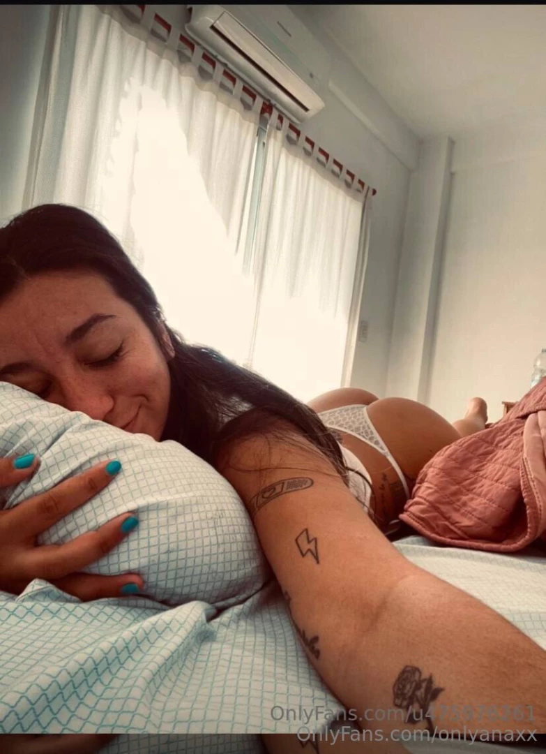 Juliseductive juliseductive sexting vc4ll hot custom nudes free 