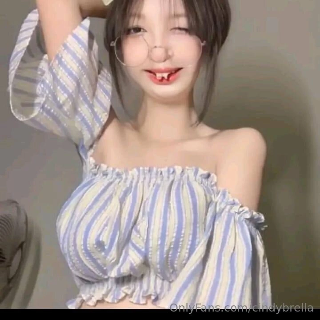 Am i a cutie or a hottie 