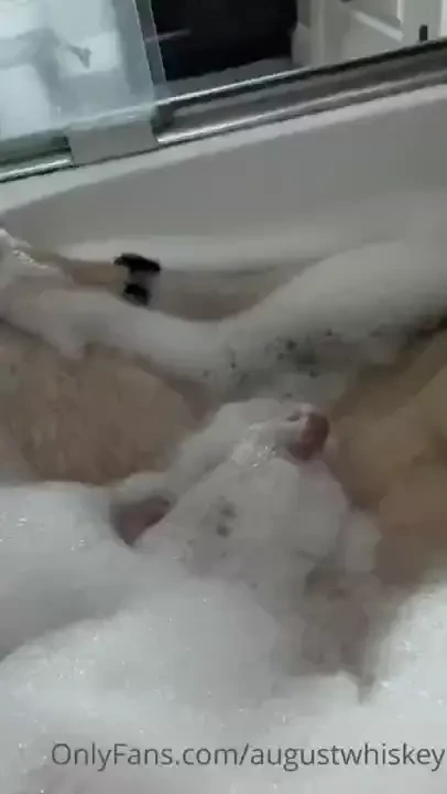 I just love a hot bubble bath 