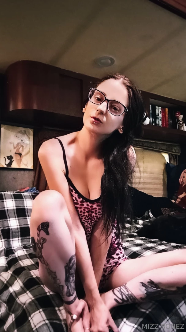 Tomorrow at 7am a long double penetration video drops check back so part 1 