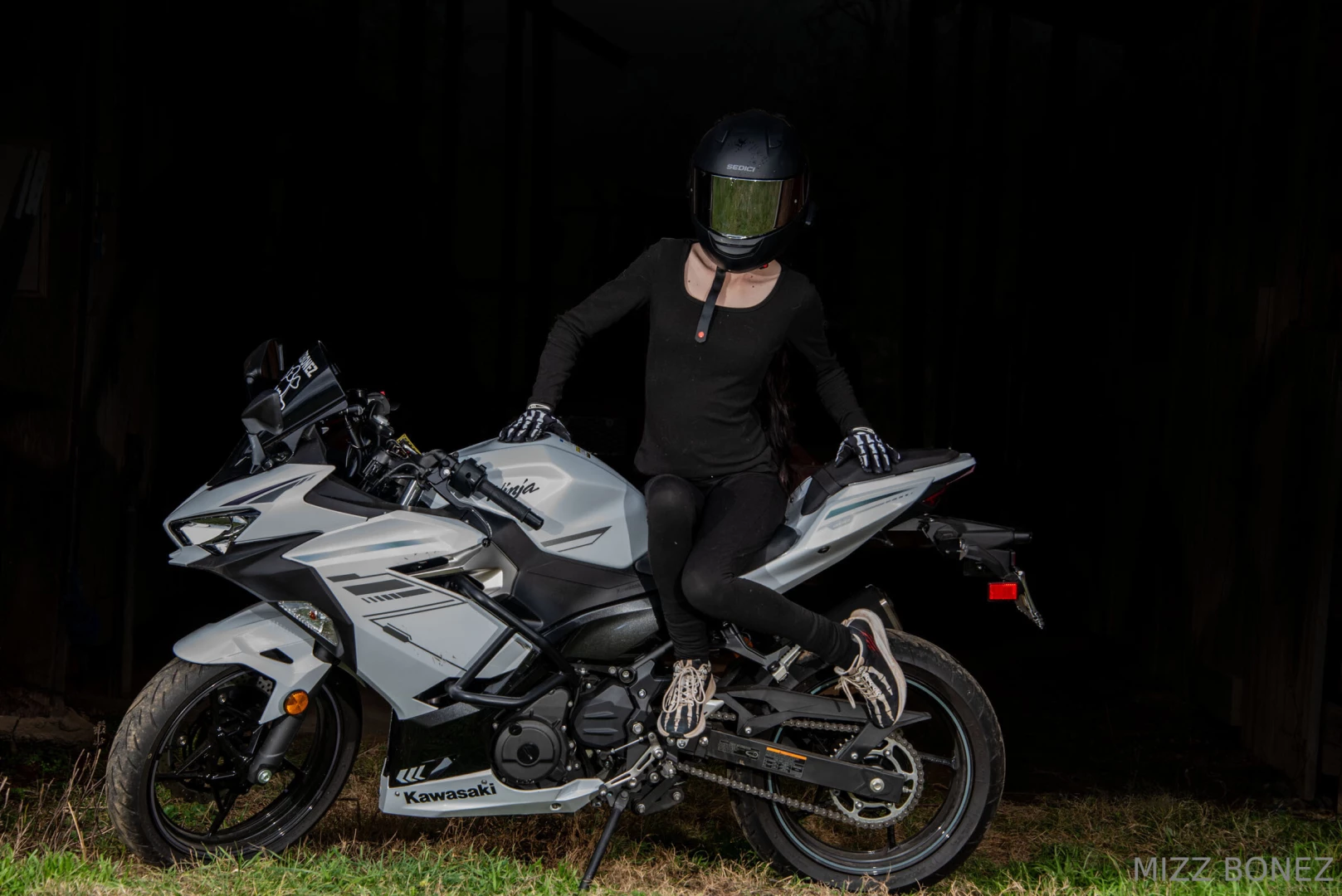 Not my tiny ass making my 400 look huge part 7 