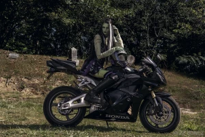 Bride of frankenstein cosplaying moto version complete with matching