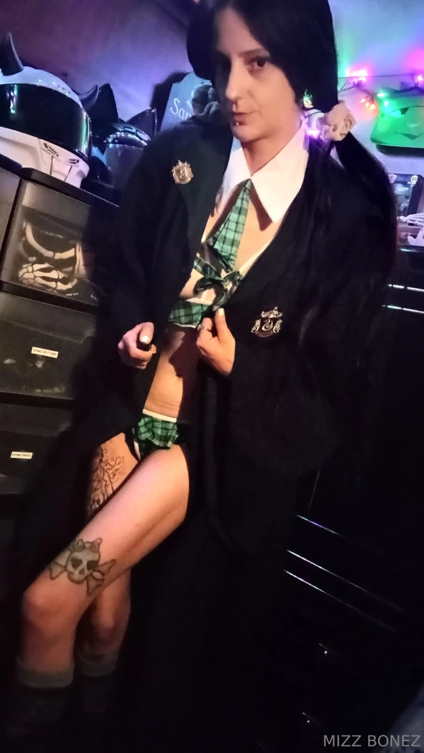 Wanna slither in part 3 