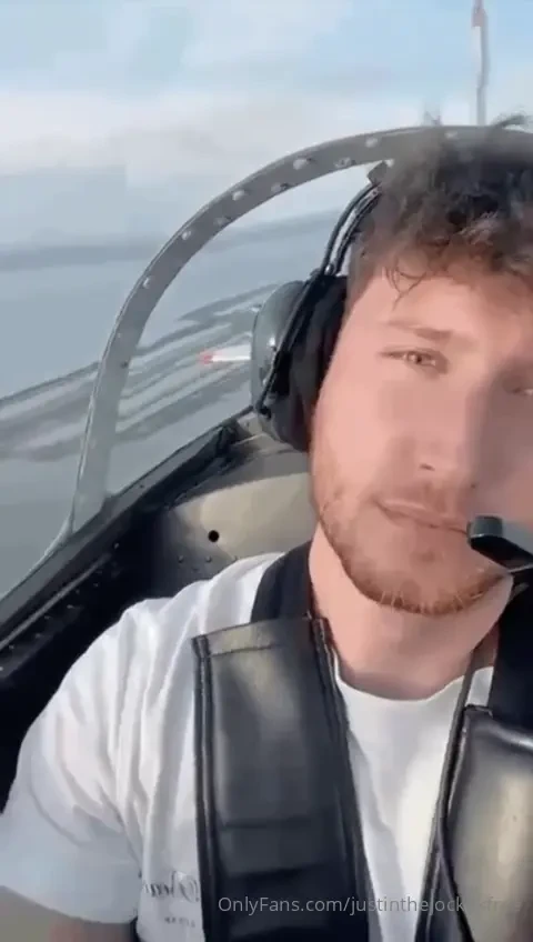 Promo - model tagged 25 discount now and new duo videos redclark his part 7 