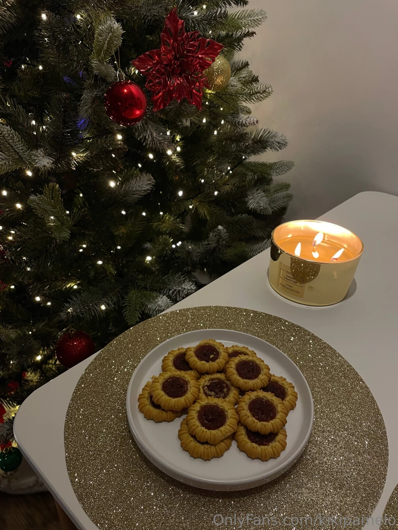 Trying to keep this new year s vibe at home with all my might tried a 