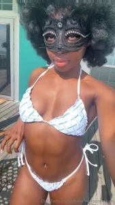 Ebonybuttspremium part 161