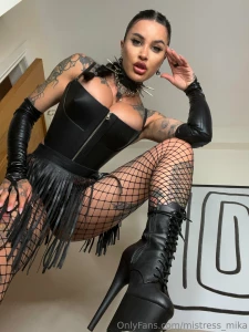 You don t choose me i choose to allow you in my world