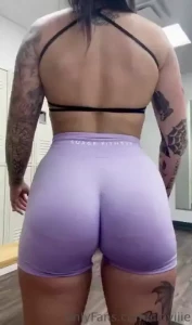 Big gym girl part 1