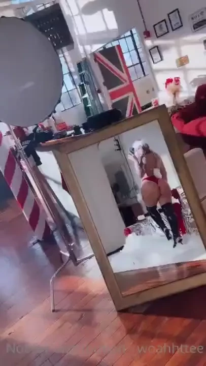 Santa babyyyy new content being sent out all week i cant wait to show 