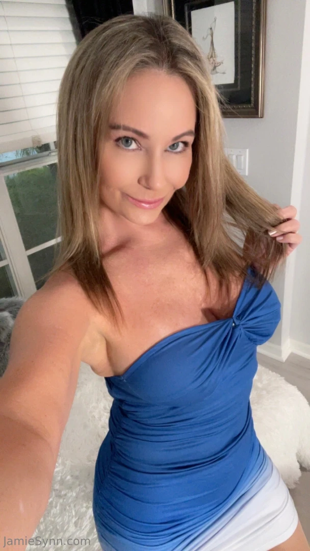 Teasing you with my sexy curves can t wait to make you explode what s 