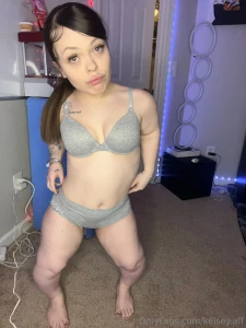I wasnt going to send this set out but fuck it check ur messages