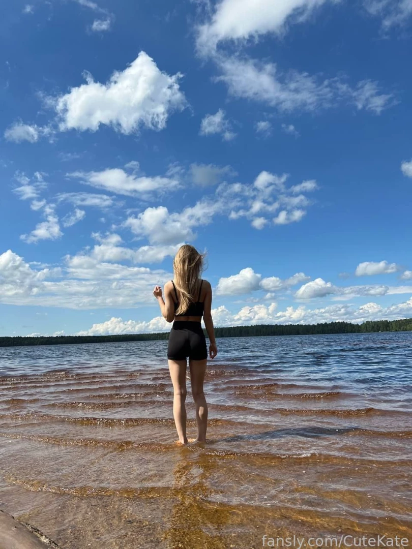 Today was an amazing day that i spent by this beautiful lake in the part 1 