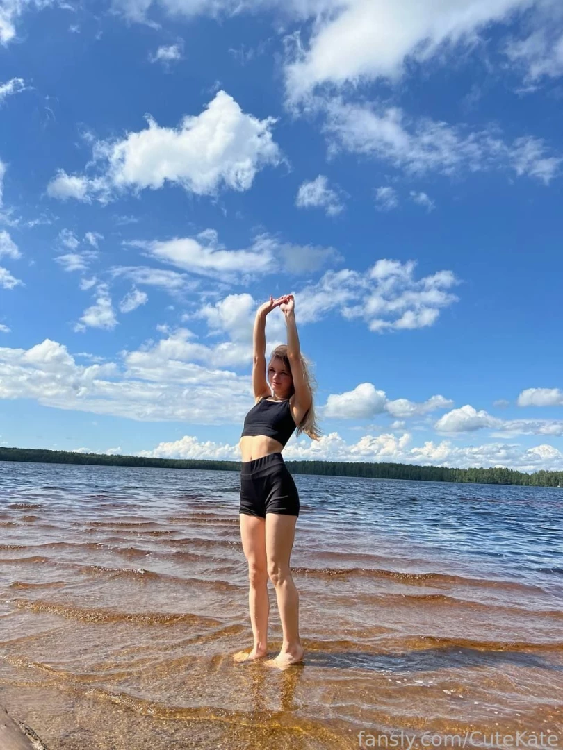 Today was an amazing day that i spent by this beautiful lake in the 