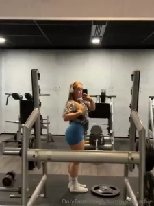 Solo in the gym anyone up for a workout let s crush it together