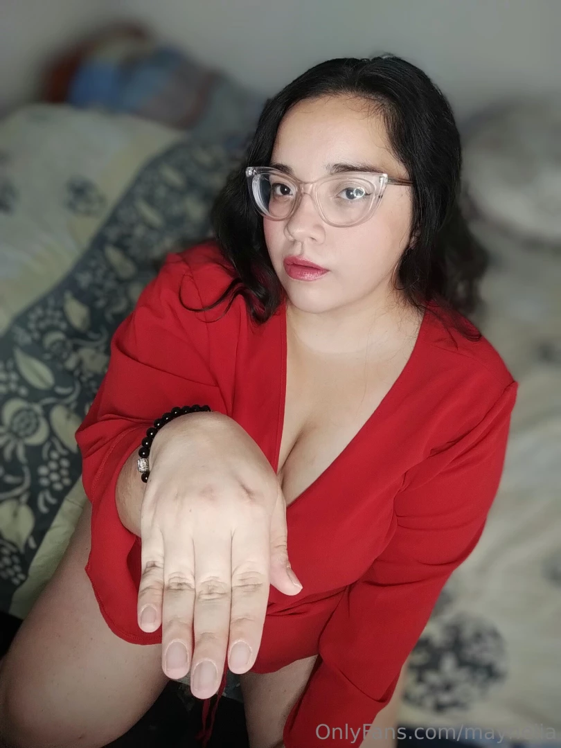 Welcome to my kingdom babe is nice to have you here follow my rules 