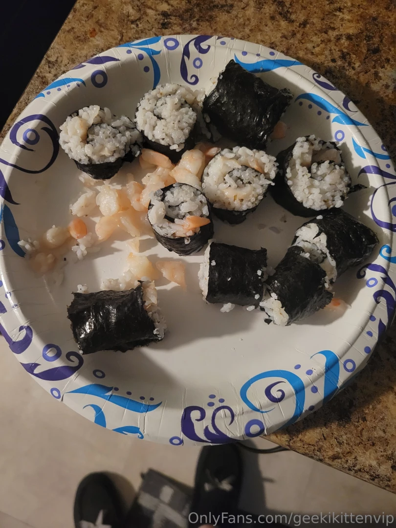 Been trying my hand at home making sushi rolls my first set were rice 