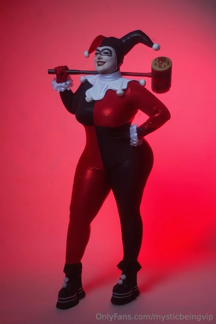 Day 10 31 days of halloween classic harley quinn part 8 