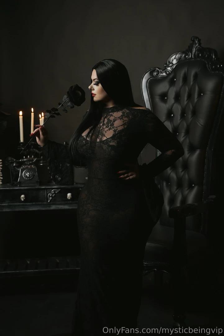 Day 9 31 days of halloween morticia from the addams family part 4 