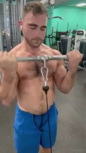 Rub one out to me right fucking now