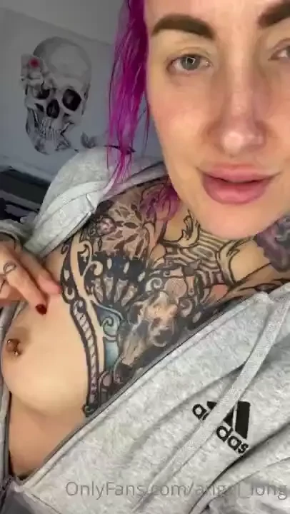 Getting ready to do a video chat amp a couple of custom videos i have 