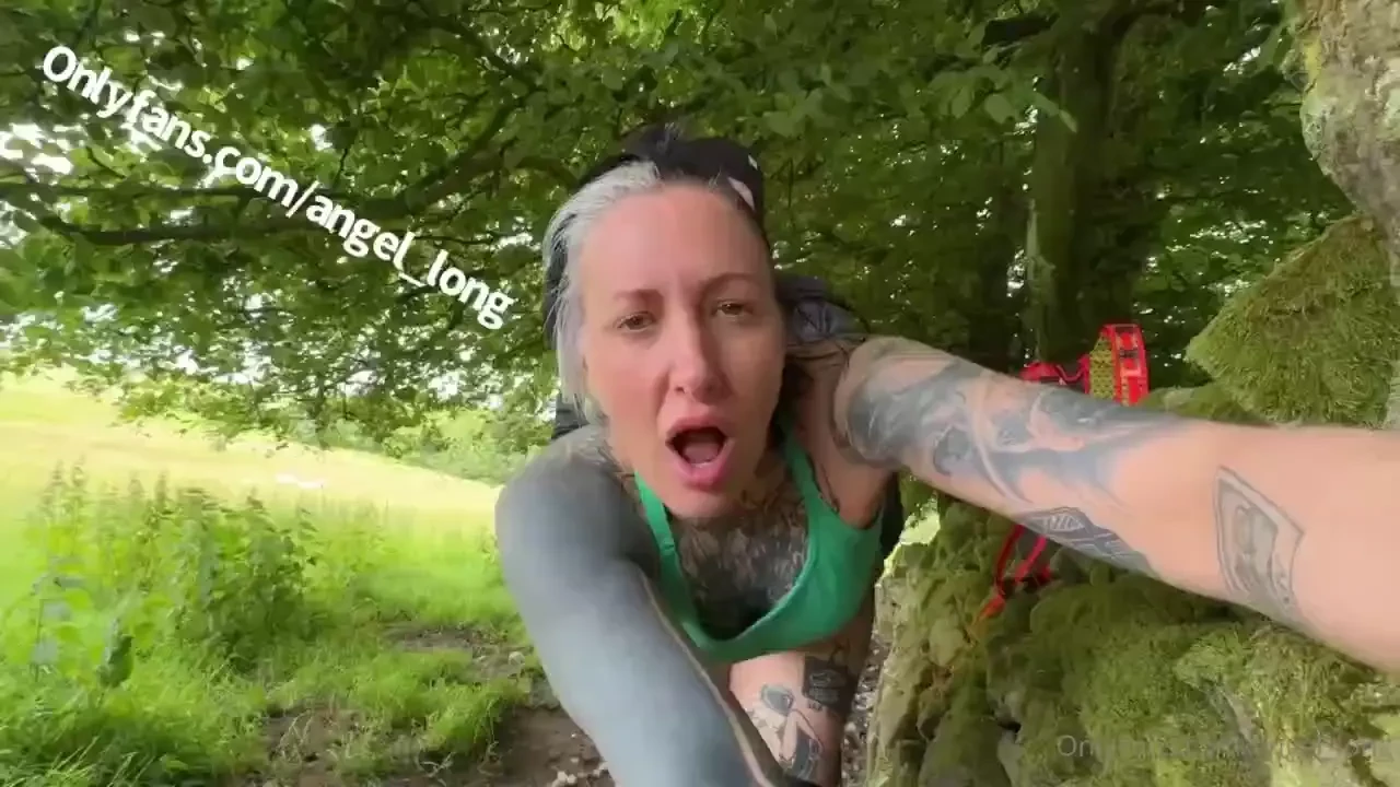 Outdoor fuck some times i just need to get on my knees suck him off 