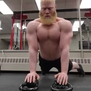 Chest day supersets the aftermath plank alt cable chest flies pause part 3