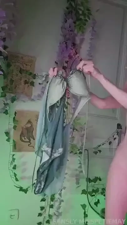 Do you like my look petite egirl babyface skinny pussy piercedpussy 