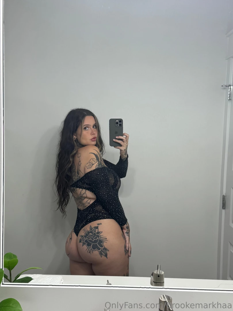 Does your girl send you pics like this part 1 