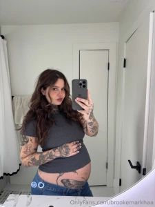 Miss being pregnant just a littleeee