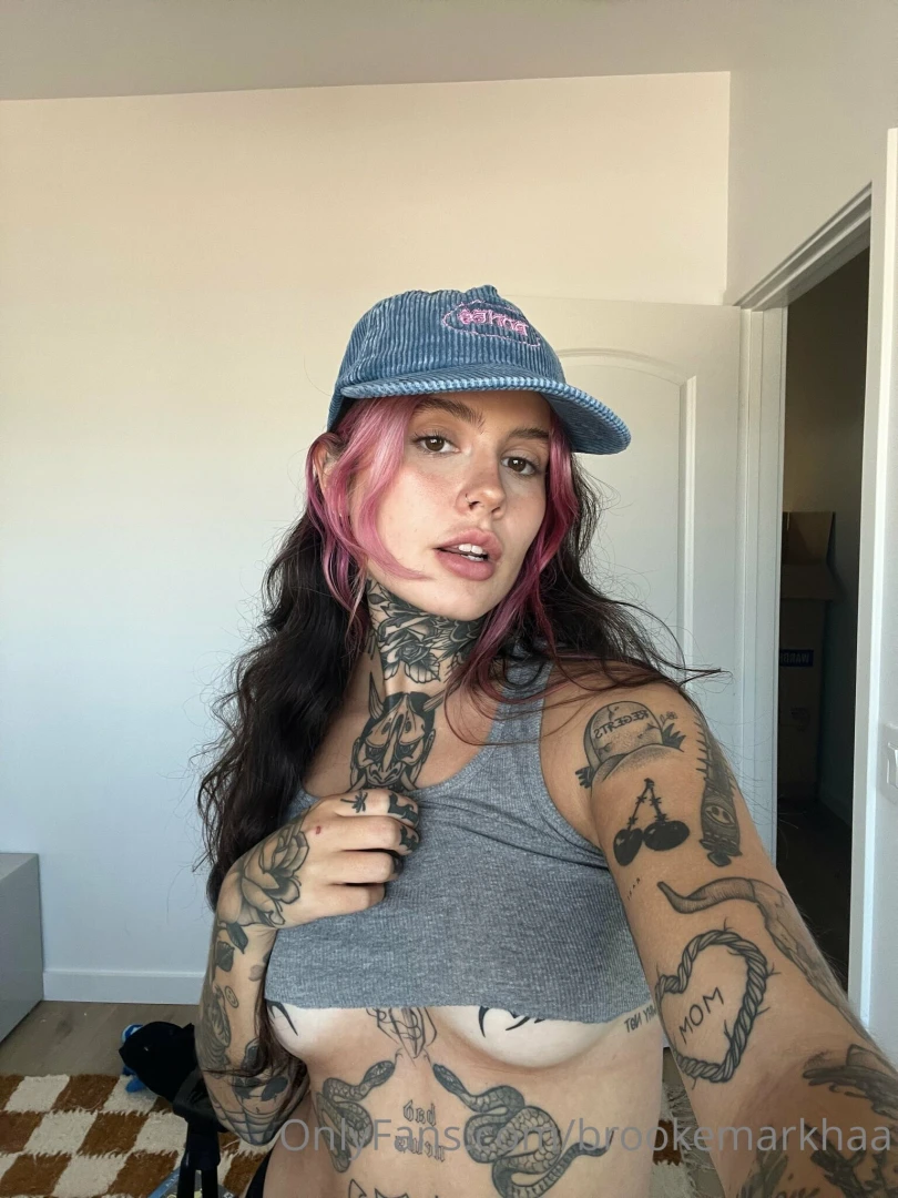 Who else is kind of missing the pink 