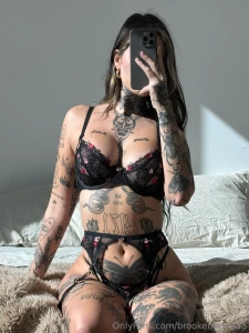 Whoever tips the most under this gets my undivided attention for a