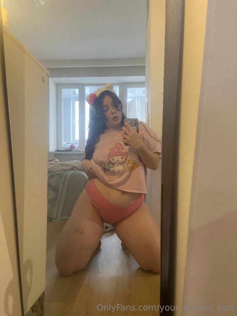 Baby i have a present for you today my hot videos for the rest of the part 1 