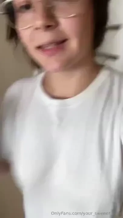 Would you like my tits bouncing like that on your dick right now you 