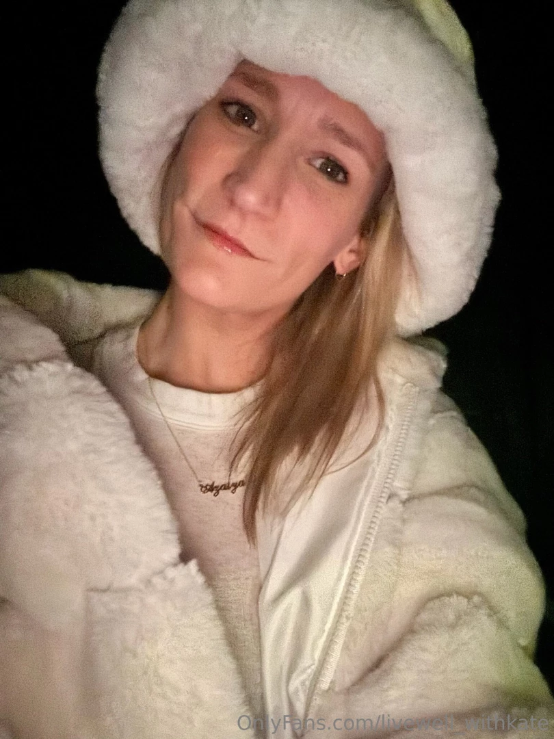 A chill friday night - keep me warm 