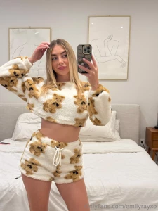 Any thoughts about my outfit part 5