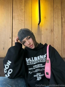 I know that sometimes i can have a very cold look but believe me baby