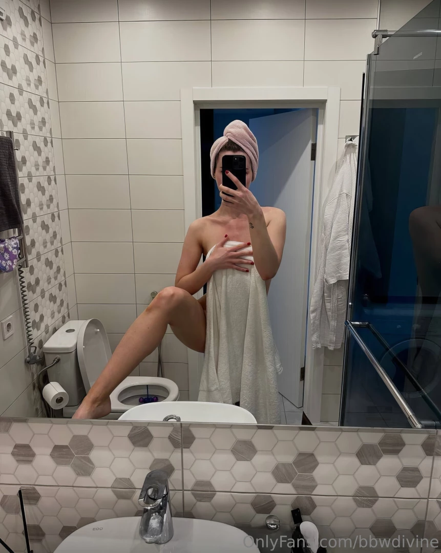 Subscriptions free only now emmablondangel do you want me to fulfil part 130 