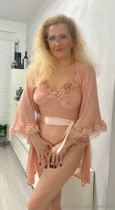 Pentru tine bby pentru ca i place rozul roze rozi